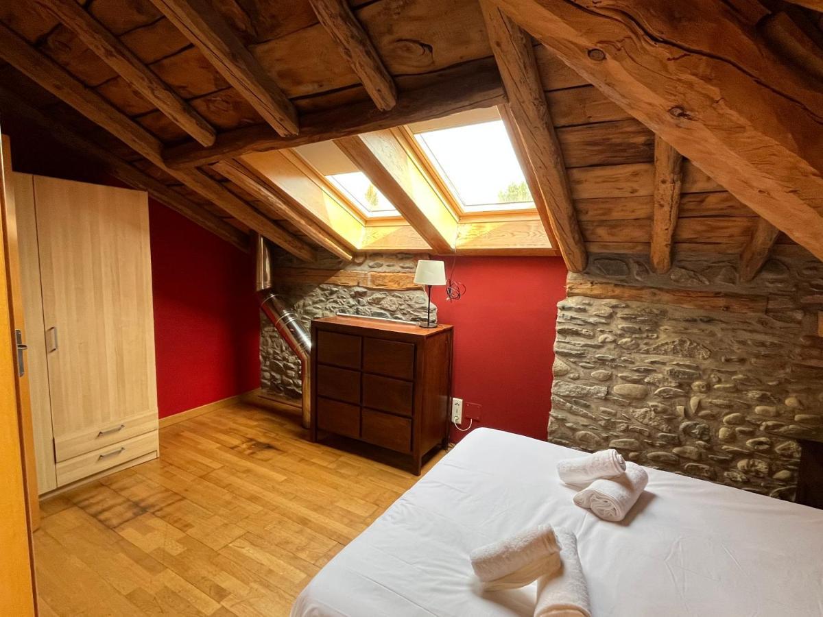 Casa De Poble Acollidora,Amb Llar De Foc, Villa Bourg-Madame Dış mekan fotoğraf